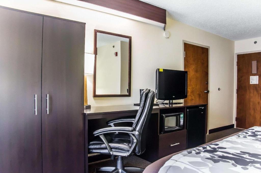 Sleep Inn Airport - Billy Graham Parkway Charlotte Exterior photo